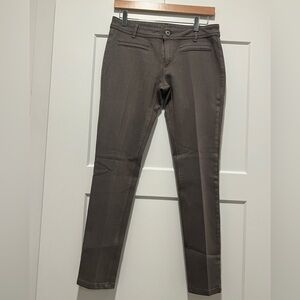 DL1961 Brown Skinny Pants Versatile Design